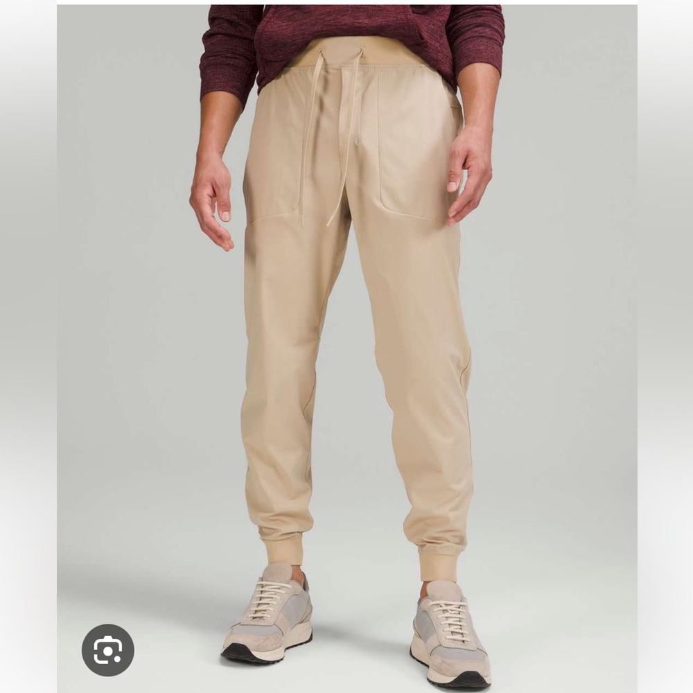 lululemon athletica Men's Beige Joggers